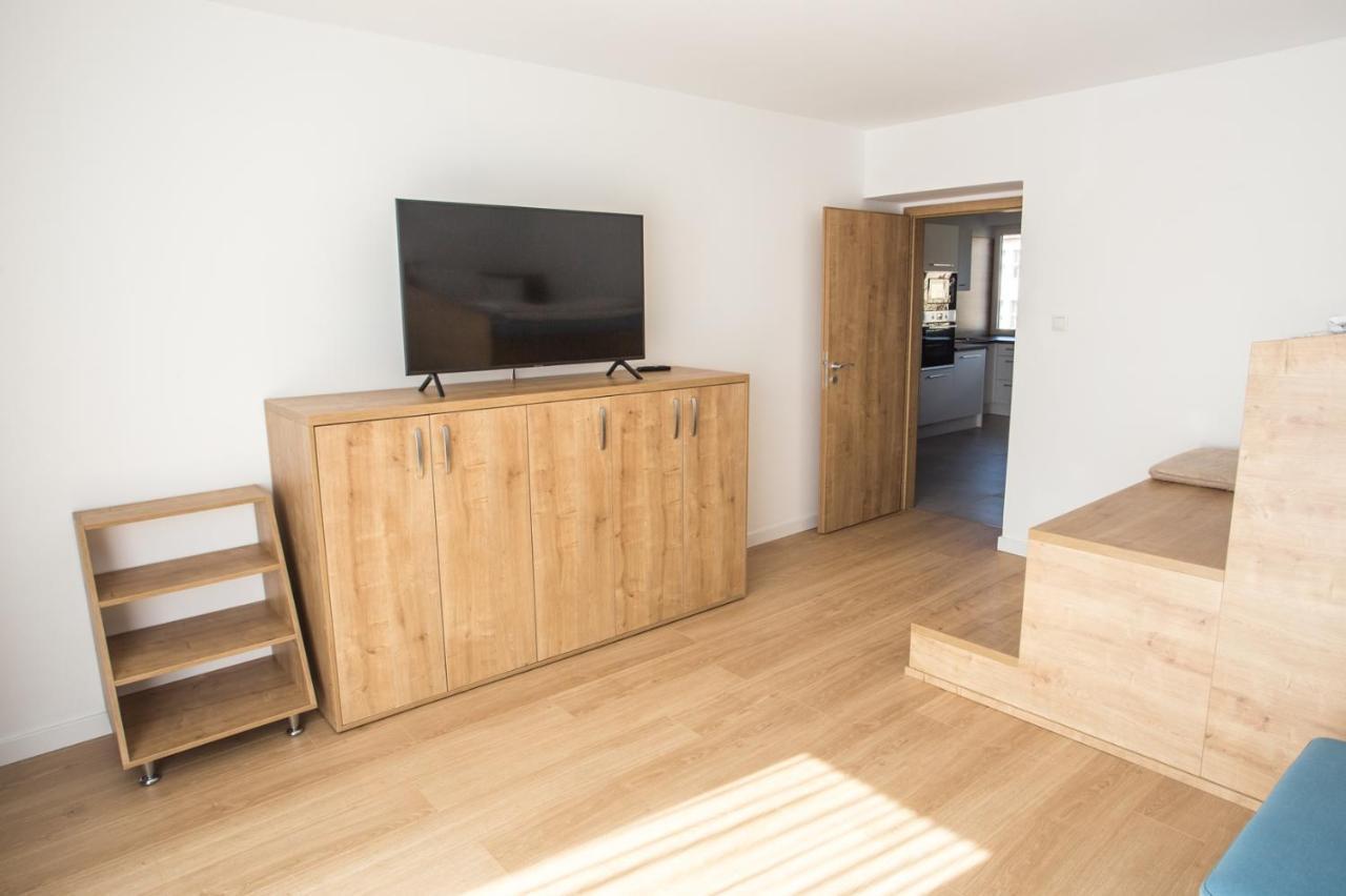City Apartment Poprad Buitenkant foto