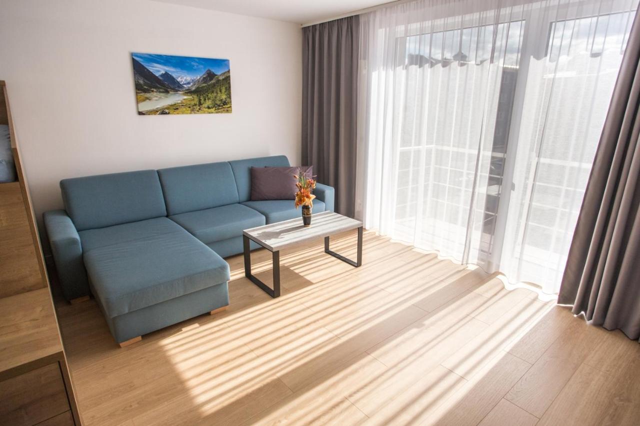 City Apartment Poprad Buitenkant foto